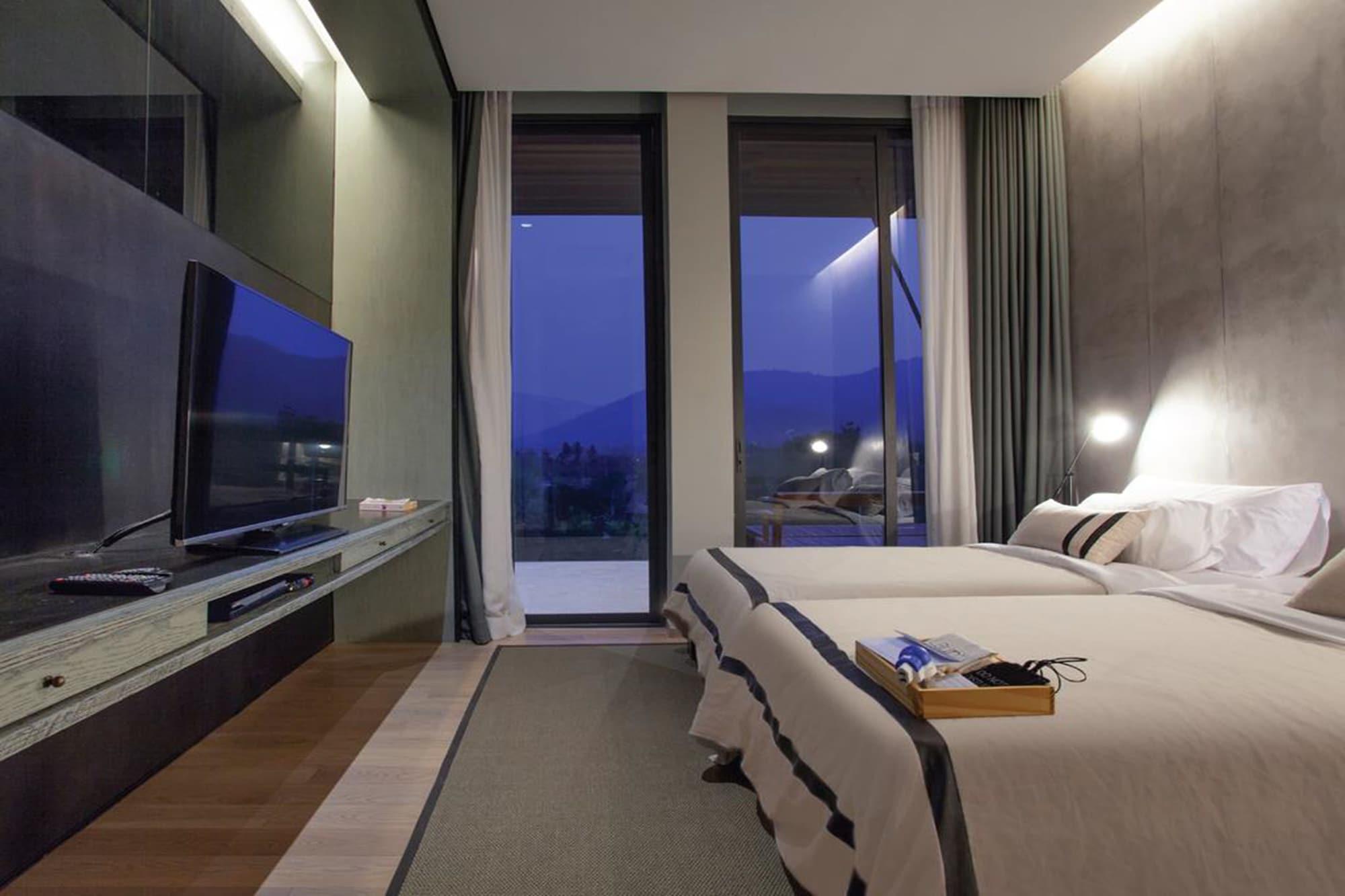 Atta Lakeside Resort Suite - Sha Plus Certified Му-Си Экстерьер фото Deluxe room