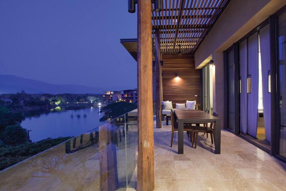 Atta Lakeside Resort Suite - Sha Plus Certified Му-Си Экстерьер фото The view from the balcony of a suite at the hotel