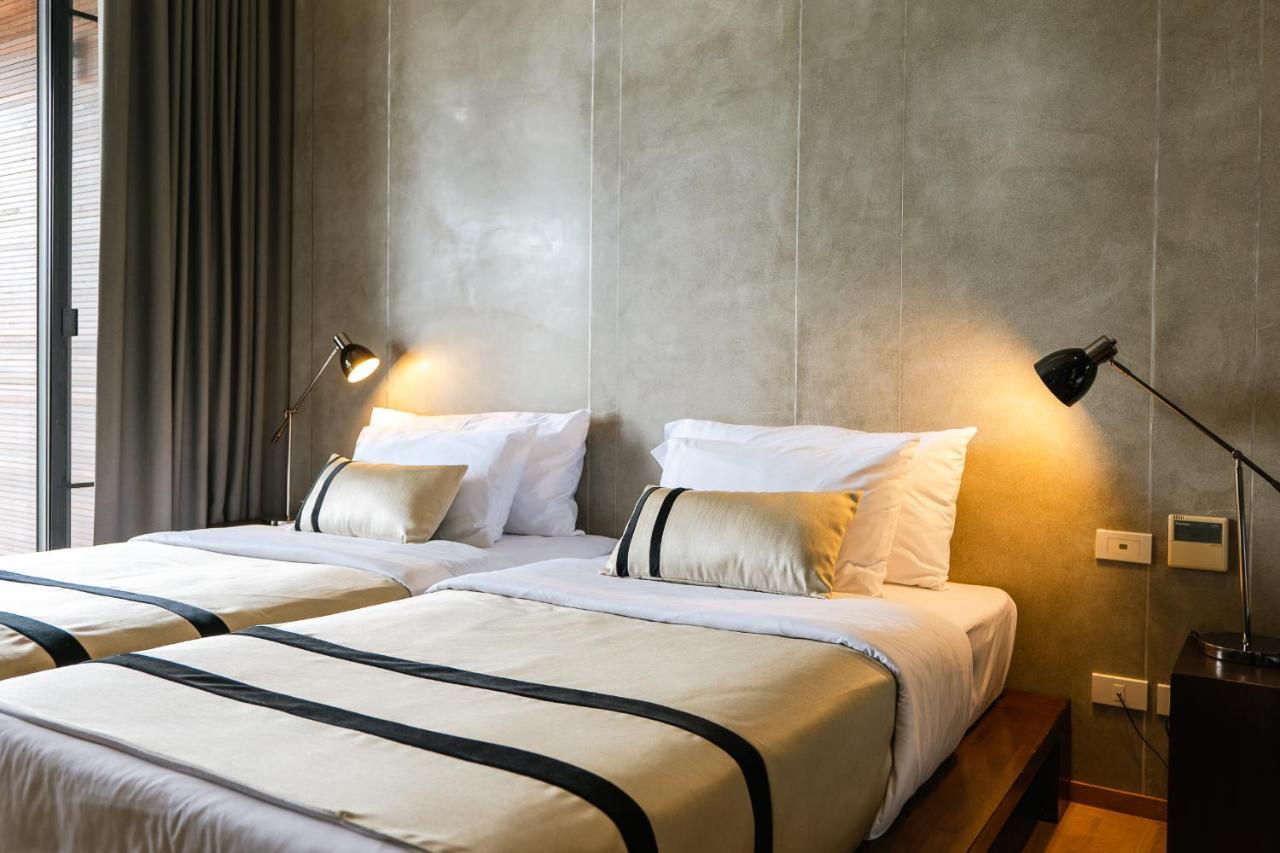 Atta Lakeside Resort Suite - Sha Plus Certified Му-Си Экстерьер фото A bedroom at the hotel