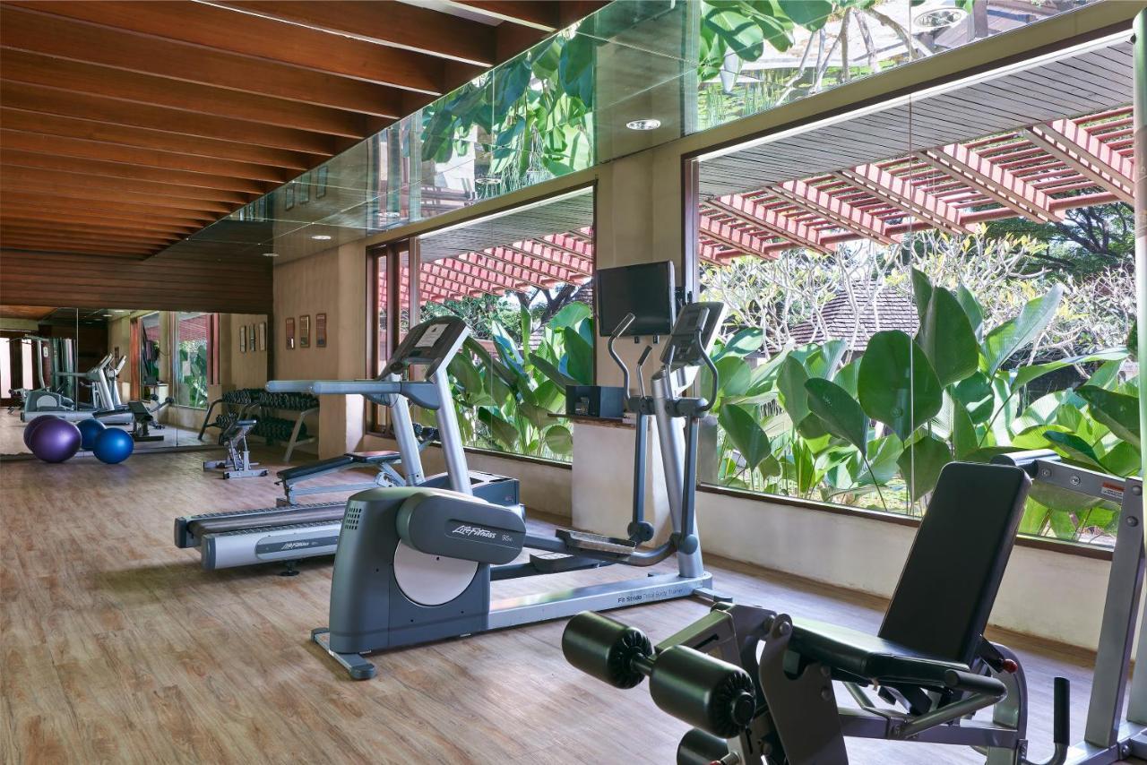 Atta Lakeside Resort Suite - Sha Plus Certified Му-Си Экстерьер фото The gym at the hotel